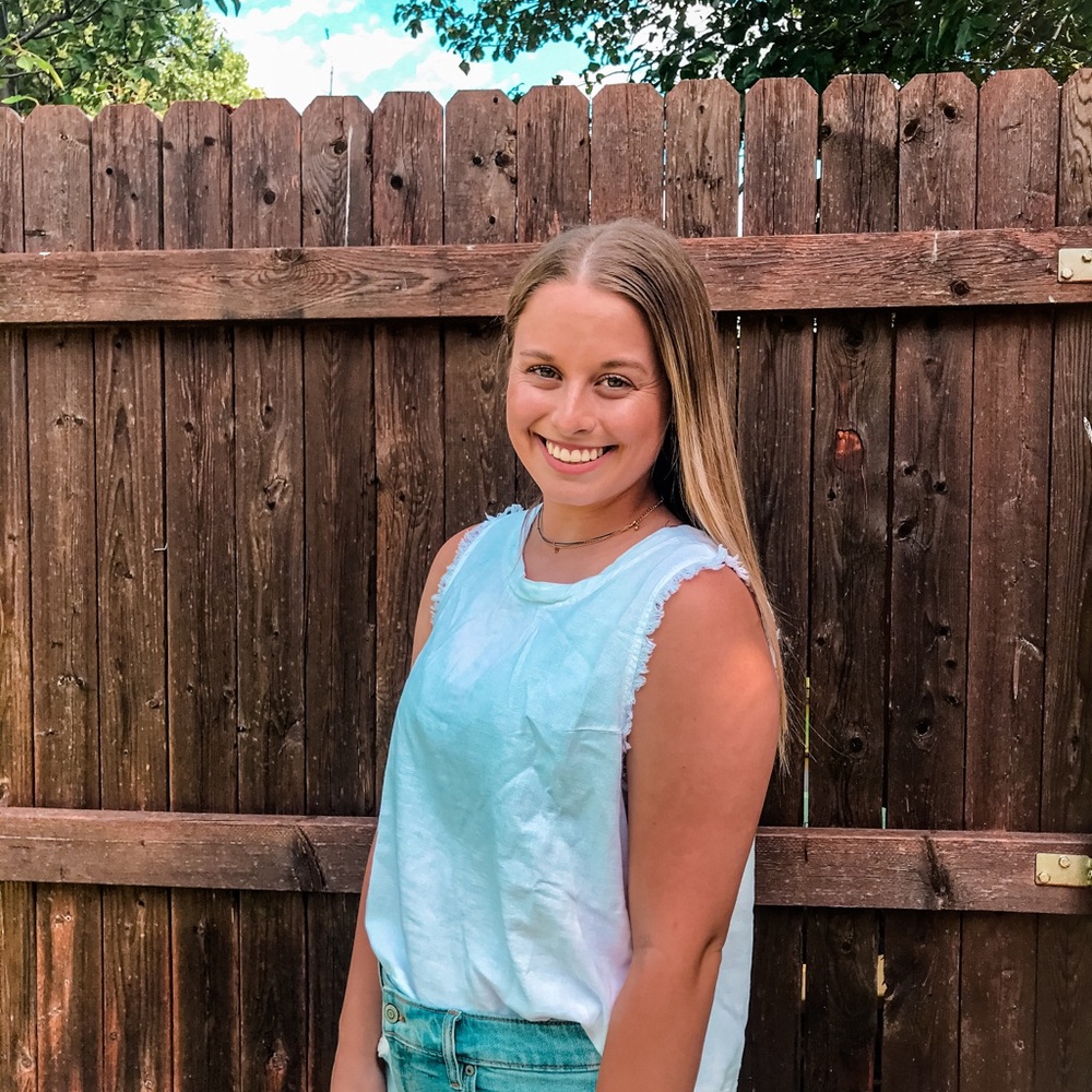 Meet your Posher, Kenzie